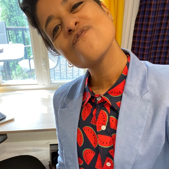 Meet your Posher, Iman - Picture 2 of 3